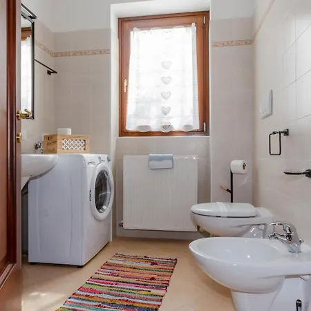 公寓 Lioda Rite Masarie